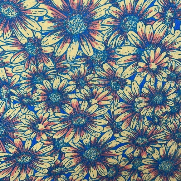 Lularoe Classic T top size XS - Picture 3 of 4